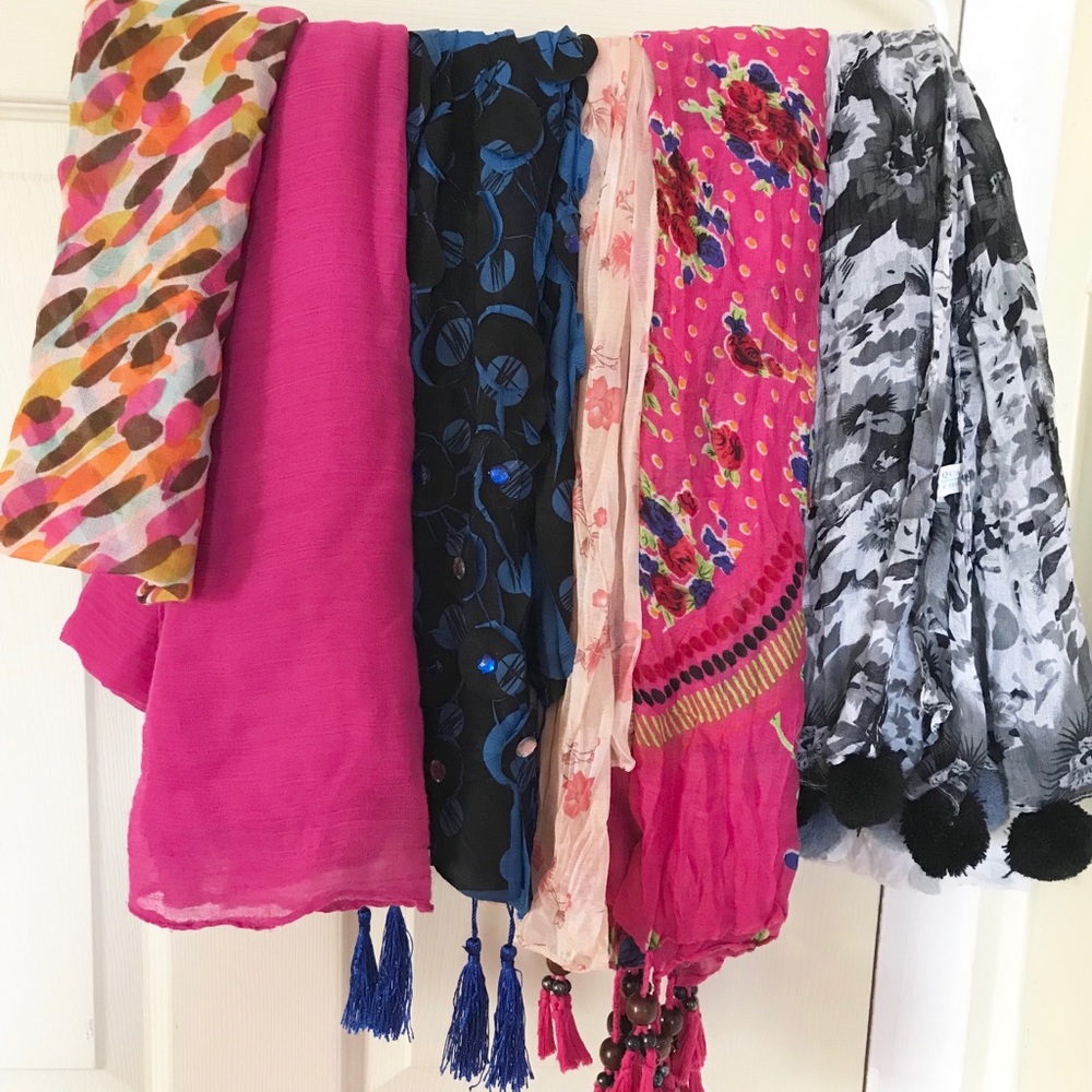 ❗️Sale❗️LOT OF SCARF/ 6 scarves/ hijab